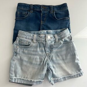 Bundle of 2 Girls Cat & Jack Denim Shorts Size 6 / 6X Small